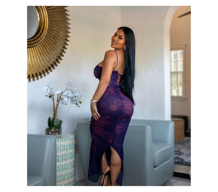 Escorts Tyne and Wear Gateshead - Photos for 🇨🇴SOFIA BIG 🍑 PARTY GIRL BEST OWO😍