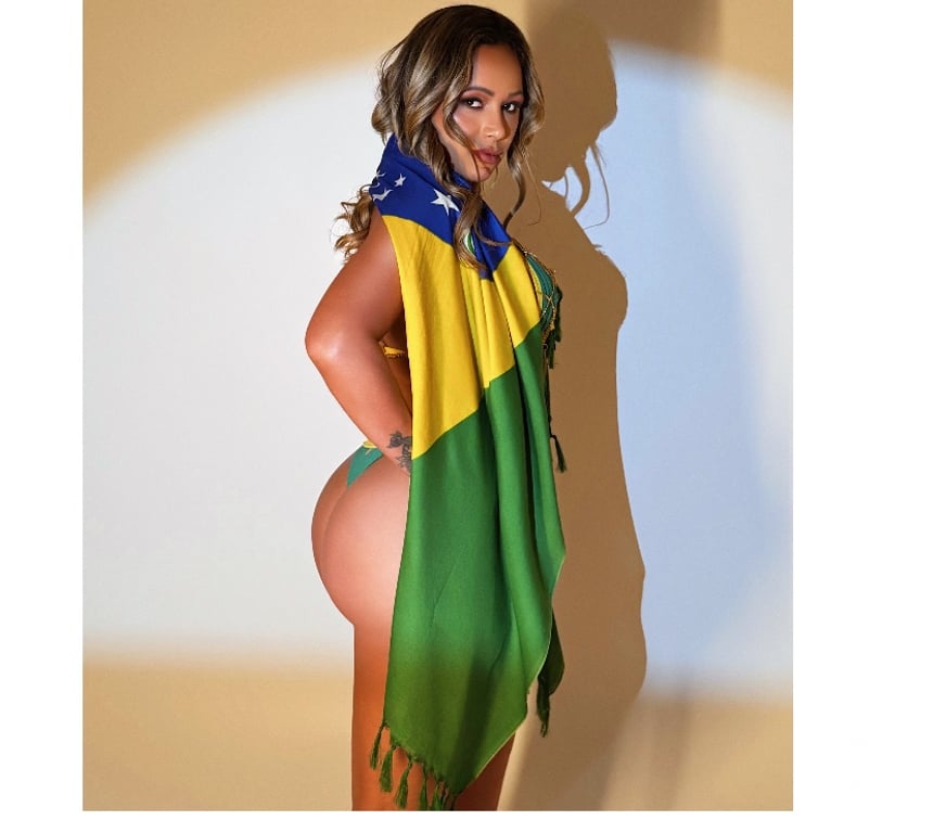 Escorts Surrey Elmbridge - Photos for Alice Brazilian Hot girl 🇧🇷🇧🇷