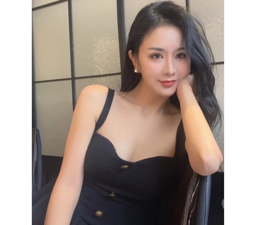 Escorts Derbyshire Chesterfield - Photos for 🥰💕Warm and Romantic Companion Services💕🥰