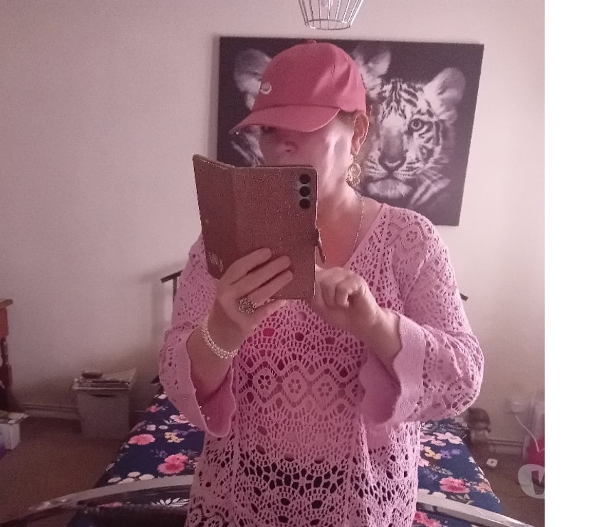Escorts North West London Euston Station - North West London - Photos for CURVACEOUS BRITISH🇬🇧 MATURE BRUNETTE MILF