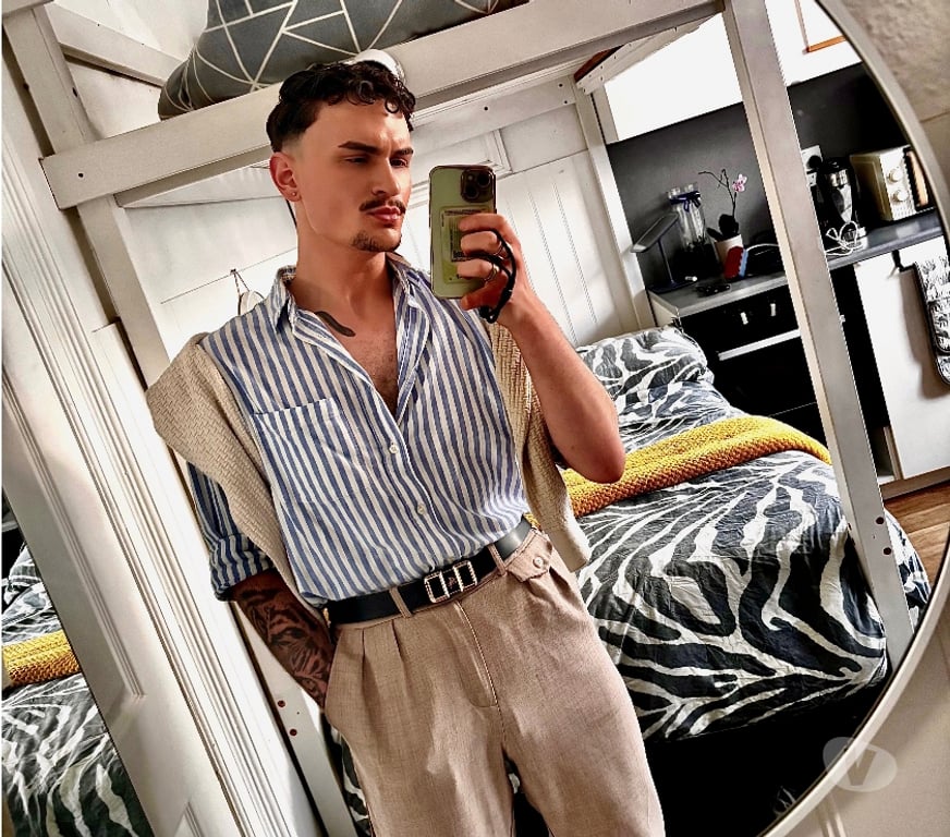  Gay massage East Sussex Brighton - Photos for Handsome European | Discreet and Relaxed