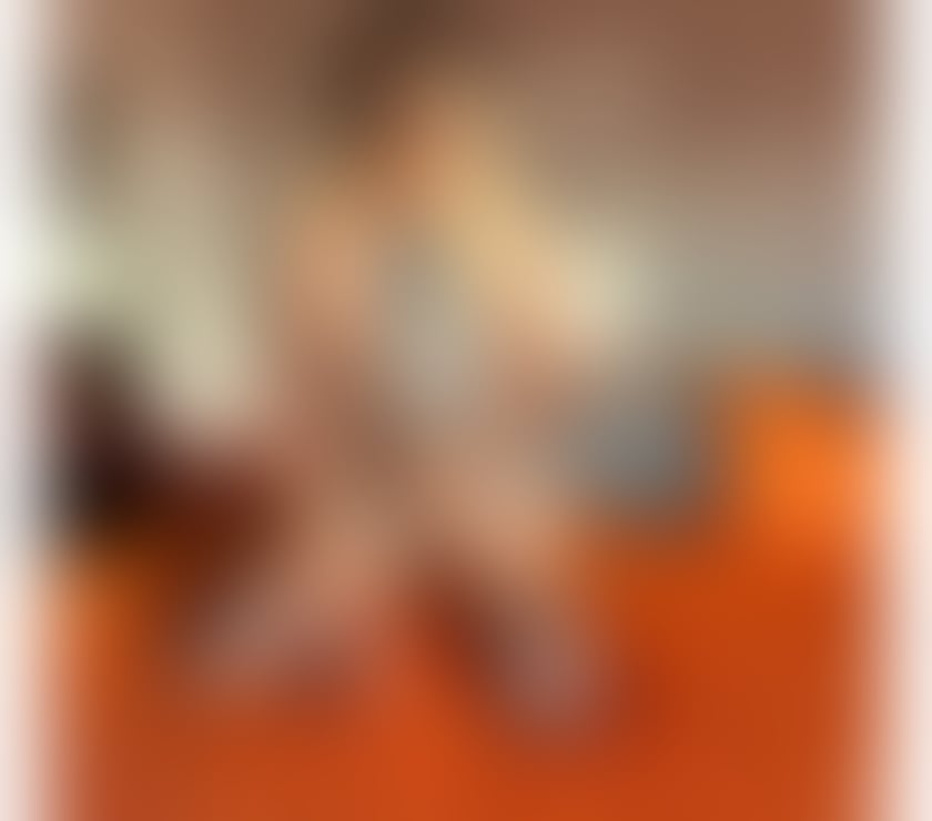 Escorts Cardiff City Centre Cardiff - Photos for Hi, I'm Emma, new in town