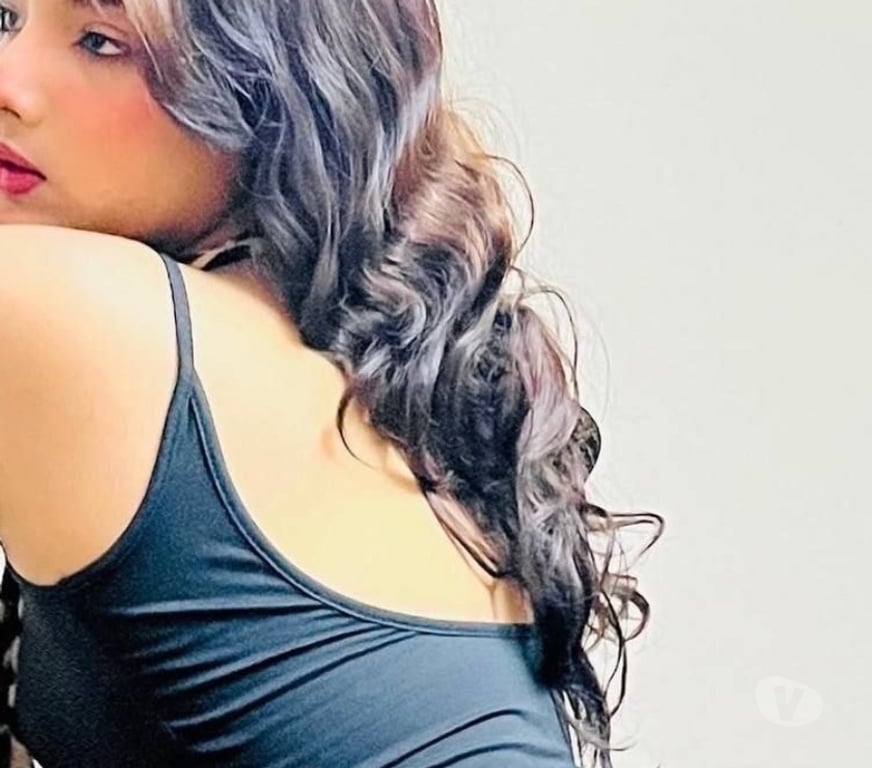 Escorts Central London Aldgate - Central London - Photos for Warmhearted Indian Lady for Companionship.