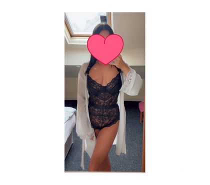 Escorts Wakefield City Centre Wakefield - Photos for BRITISH FULL GFE MILF IN WF1 🩷OWO & CIM