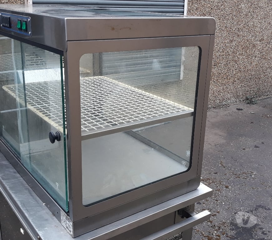 Miscellaneous West Sussex Mid Sussex - Photos for Lincat COLD display unit 240 volve unit in working order
