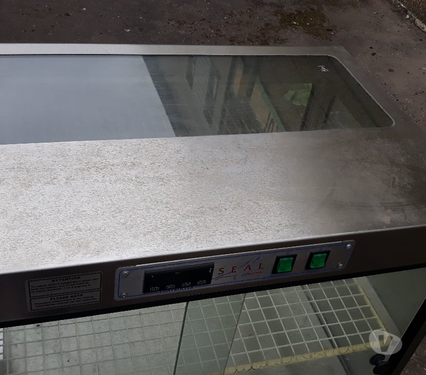 Miscellaneous West Sussex Mid Sussex - Photos for Lincat COLD display unit 240 volve unit in working order