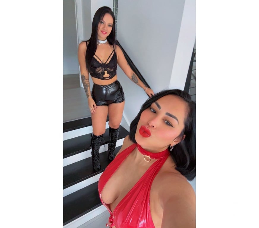 Escorts Glasgow Glasgow City Centre - Glasgow - Photos for Patrizia & Laura ✨ 100% Real Girls • Party Vibes
