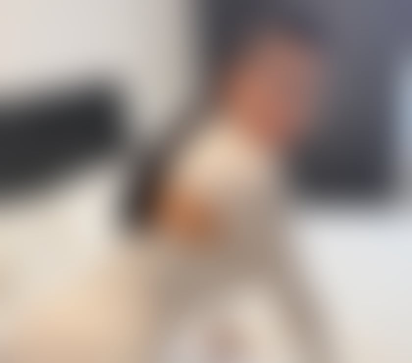 Escorts East London Upton Park - East London - Photos for 🖤Julie✨ Your Ultimate Escape with a Hot Beauty ✨
