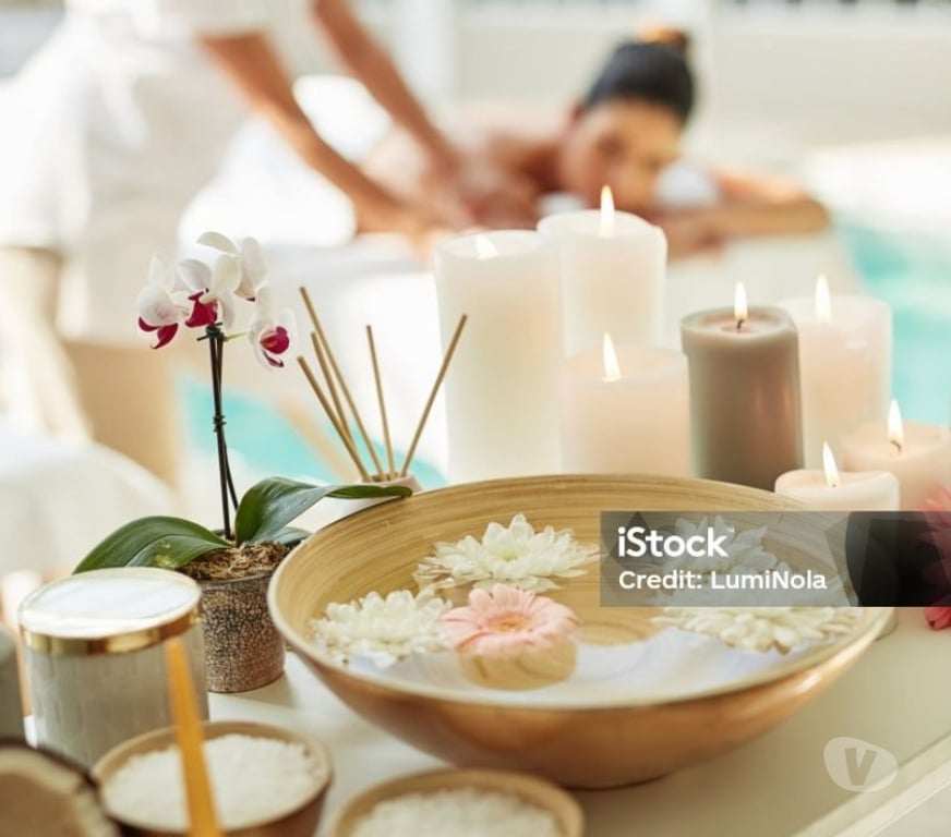 Full body massage East London Aldgate East Station - East London - Photos for Great Massage Professional service Ultimate Relaxing Body