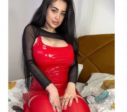  Escorts Kensington South West London - Photos for LARA PARTY GIRL 🥳🎉🥂🍾NEW IN TOWN 🫦🔥