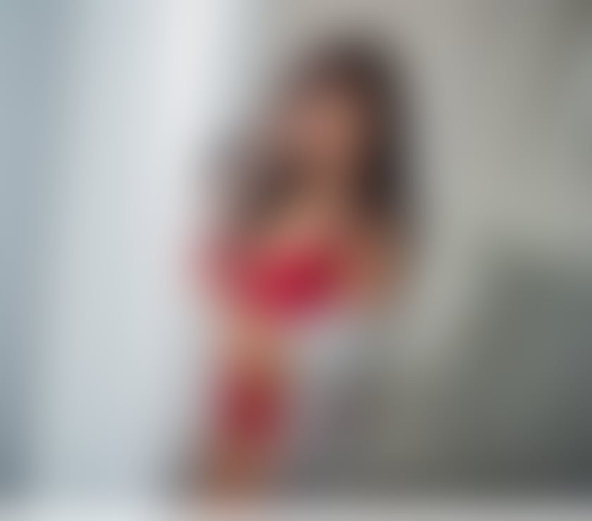 Escorts Ashton-Under-Lyne Tameside - Photos for Stunning curves Natural 36G Bust