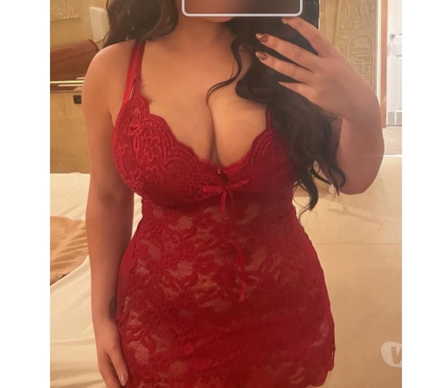 Escorts Greater Manchester Tameside - Photos for Stunning curves Natural 36G Bust