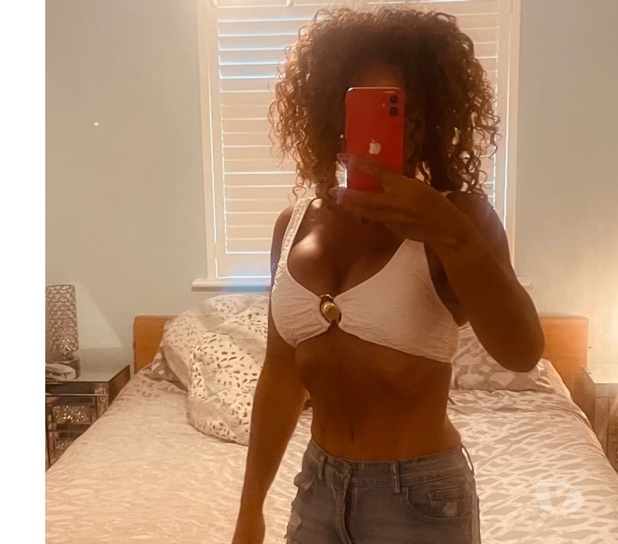 Escorts Bracknell Forest Bracknell - Bracknell Forest - Photos for Bracknell Busty Slim Mixed Race Lady In Bracknell