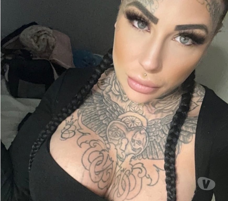 Escorts Norfolk Norwich - Photos for Zarah, British tattooed, curvy, genuine