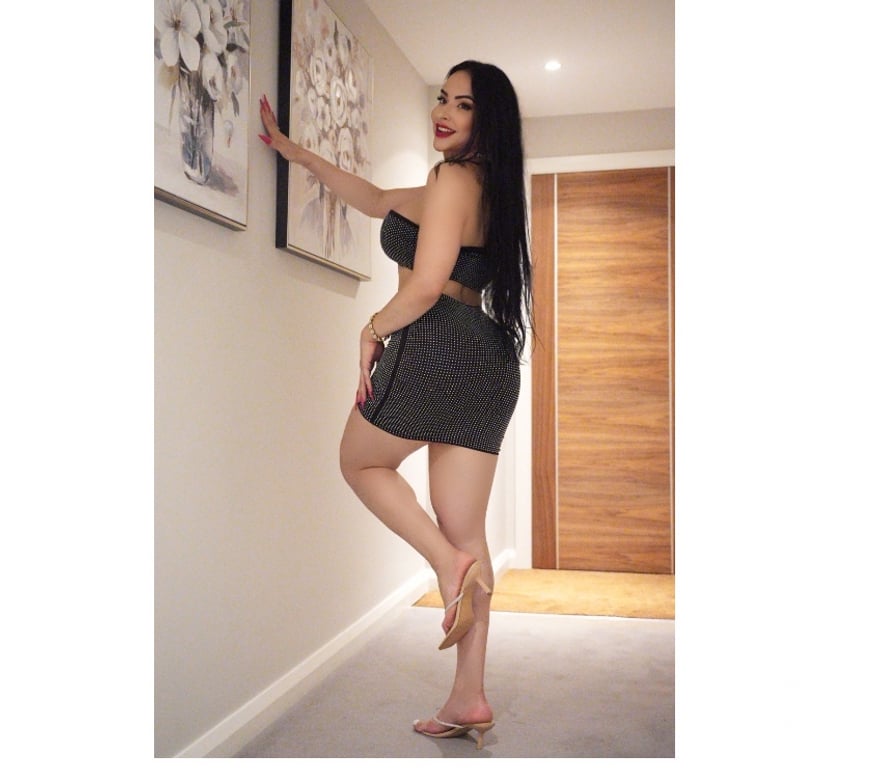 Trans Escorts Surrey Woking - Photos for JÉSS YOUR BABE PARTY 🎉😈🔥😚💋🇧🇷