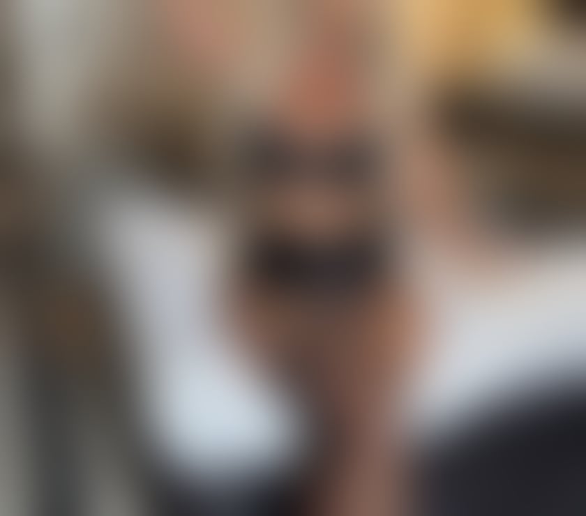 New in town blonde sexy Latino Sofia party 🔥 🥂