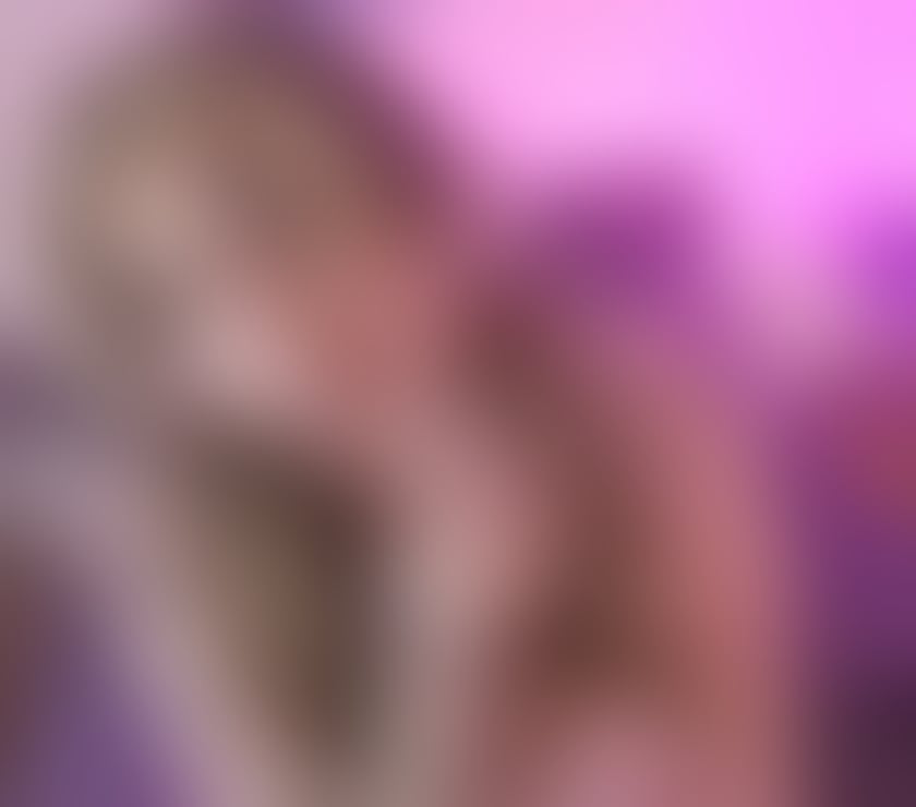 Escorts Dorset Bournemouth, Christchurch and Poole - Photos for Curvy 33yo Discreet genuine curly long hair