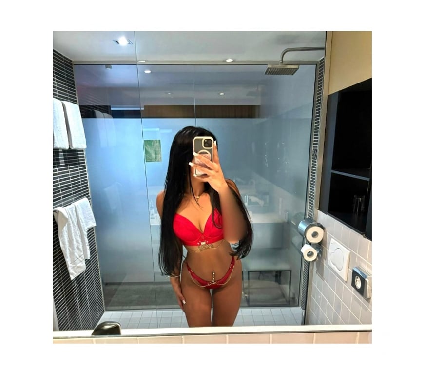 Escorts Worcestershire Worcester - Photos for 🥰NEW BEST BRUNETTE IN&OUT EMA🍆