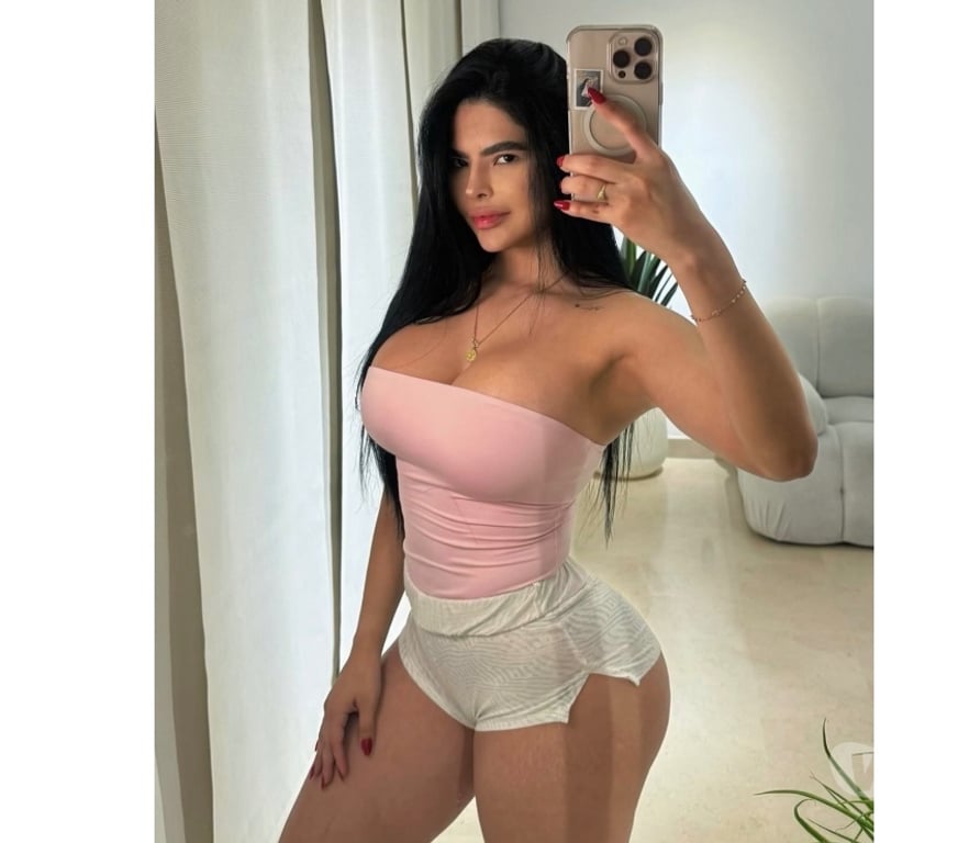 Escorts Cheshire East Crewe - Cheshire East - Photos for ✨ANA 🇻🇪BIG ASS🍑🔥 FIRST TIME IN TOWN ✨