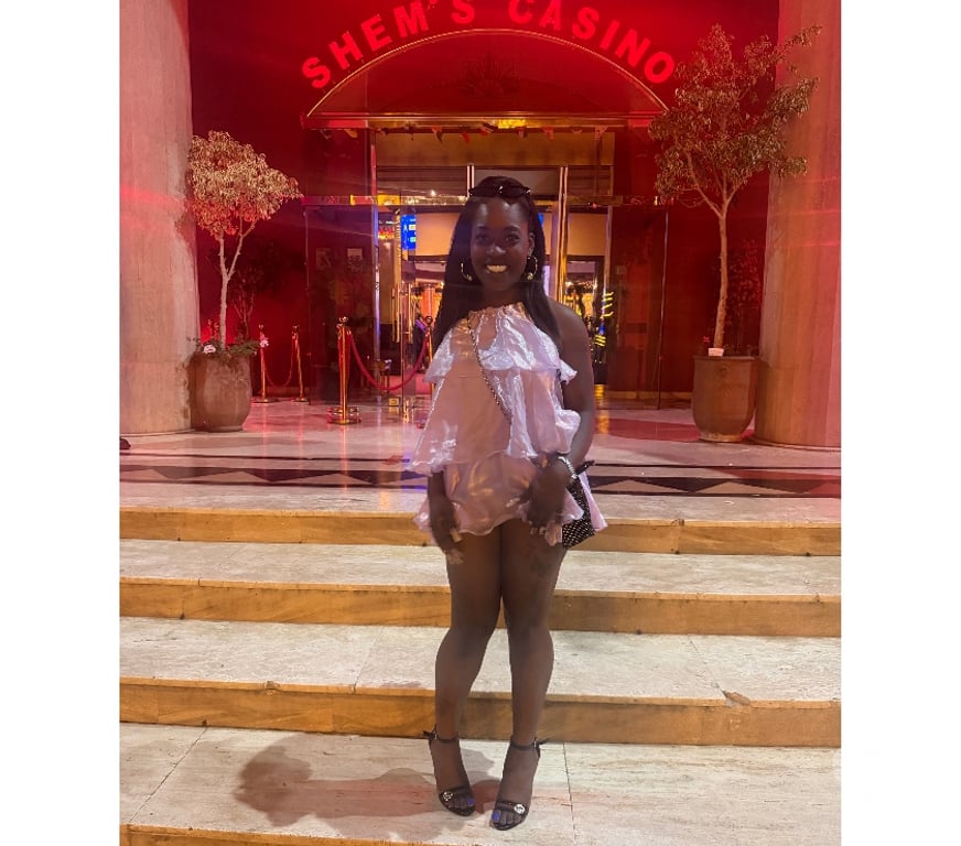 Escorts Greater Manchester Bury - Photos for Luxury Chocolate Temptation, DARK CHOCOLATE