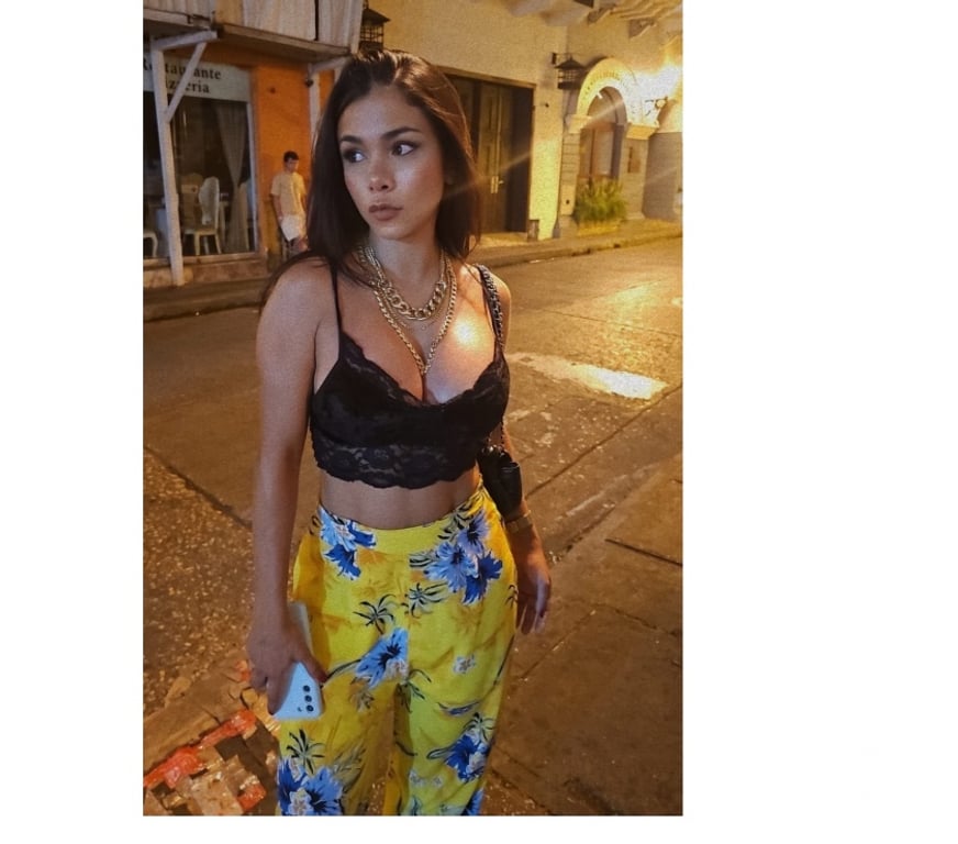 Escorts Surrey Epsom and Ewell - Photos for CAROLINA 🍑👅BACK IN TOWN ✅GFE