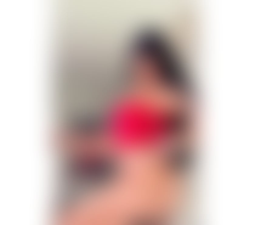 Escorts Tooting Broadway Station South West London - Photos for Julia affectionate and sexy💋😍📲