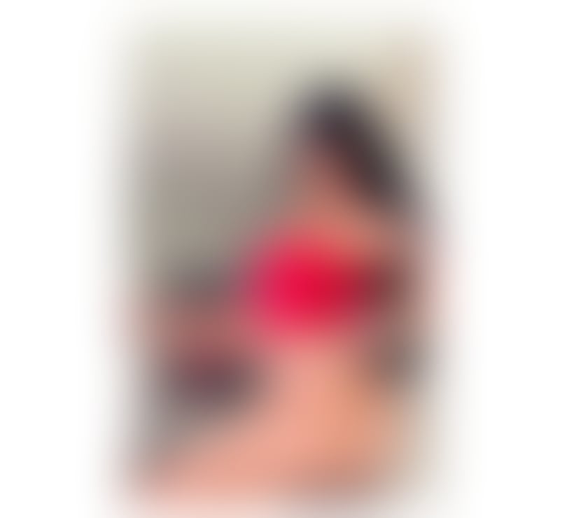 Escorts Tooting Broadway Station South West London - Photos for Julia affectionate and sexy💋😍📲