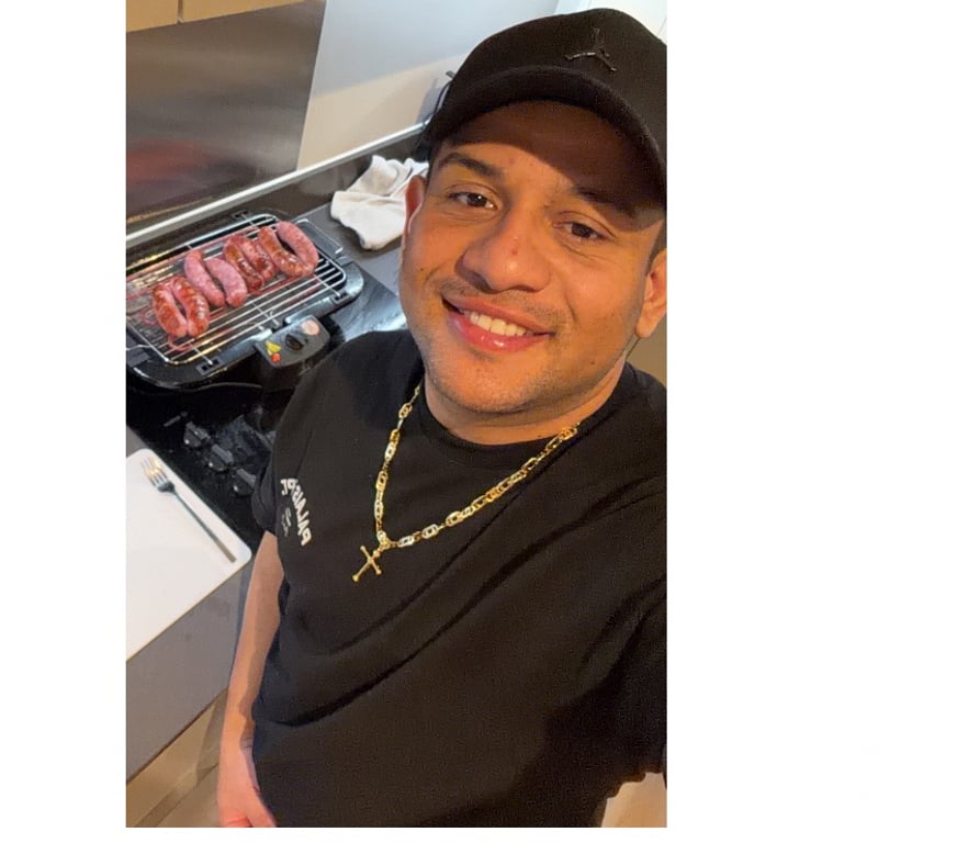  Gay massage South West London Sutton - Photos for Carlos 🇧🇷😈❤️