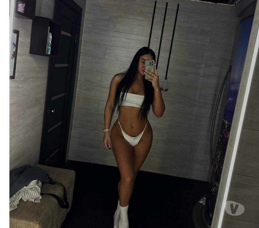Escorts West Yorkshire Leeds - Photos for Hellen beautiful and sexy🥰party and best service