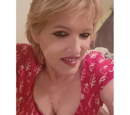 Escort Saint Johns Woking - Photos for Naughty Milf in Woking.