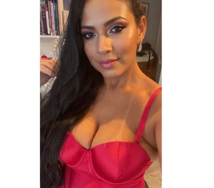  Escorts Watford Town Centre Watford - Photos for BRUNA❣️Experienced, big natural breasts and butt,🍑