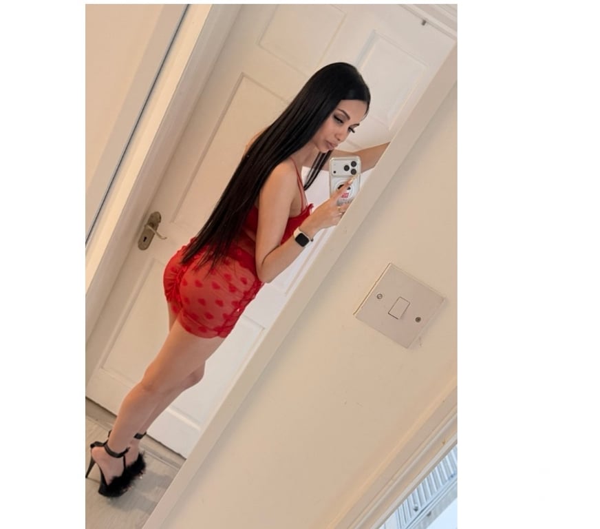 Escorts South East London Croydon - Photos for LORA❤️‍🔥PARTY GIRL🍾🥂NEW GIRL IN TOWN😘
