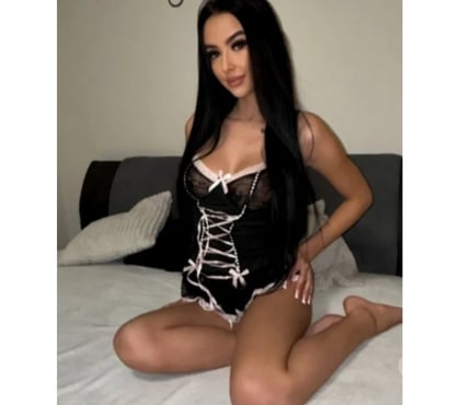 Escorts Seven Kings East London - Photos for Daniela new in town