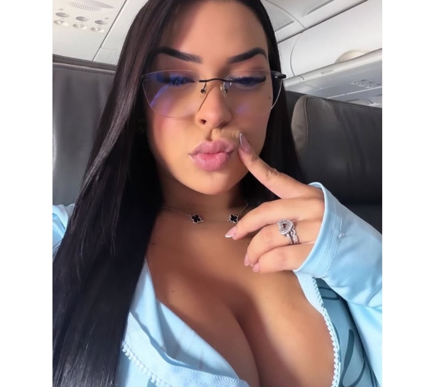 Escorts Glasgow Glasgow City Centre - Glasgow - Photos for SEXY & HOT BRUNETTE 🥵 Best choice to your party 🎉 🥳