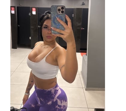 Escorts Glasgow City Centre Glasgow - Photos for SEXY & HOT BRUNETTE 🥵 Best choice to your party 🎉 🥳