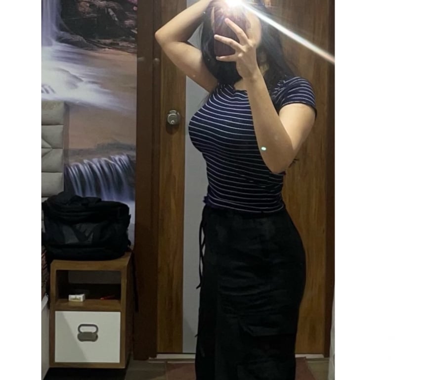 Escorts West London Hounslow - Photos for Discrete Indian girl available for companionship