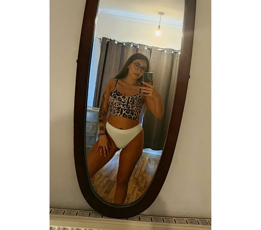 Escorts West Yorkshire Leeds - Photos for Selena in Leeds ❤️ real girl 100% x no rush