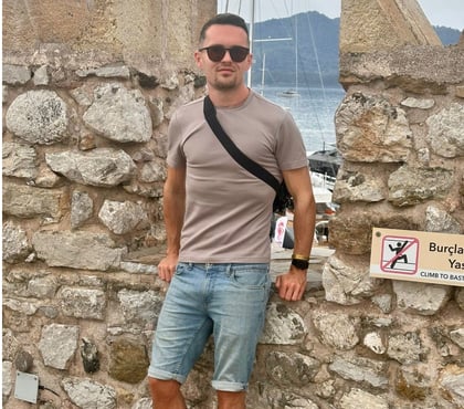 Gay escorts Sittingbourne Swale - Photos for Openminded, well presented male