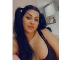 New curvy girl around party funny friendly