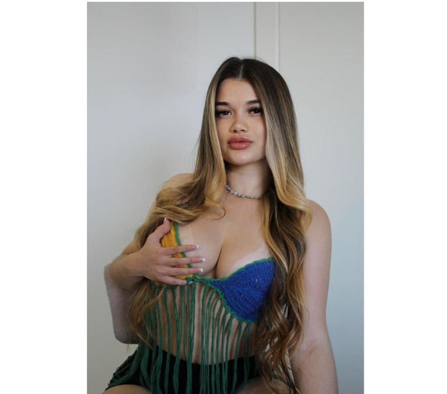 Escorts Merseyside Liverpool - Photos for Julie - ELITE BRAZILIAN GIRL 🇧🇷 😍