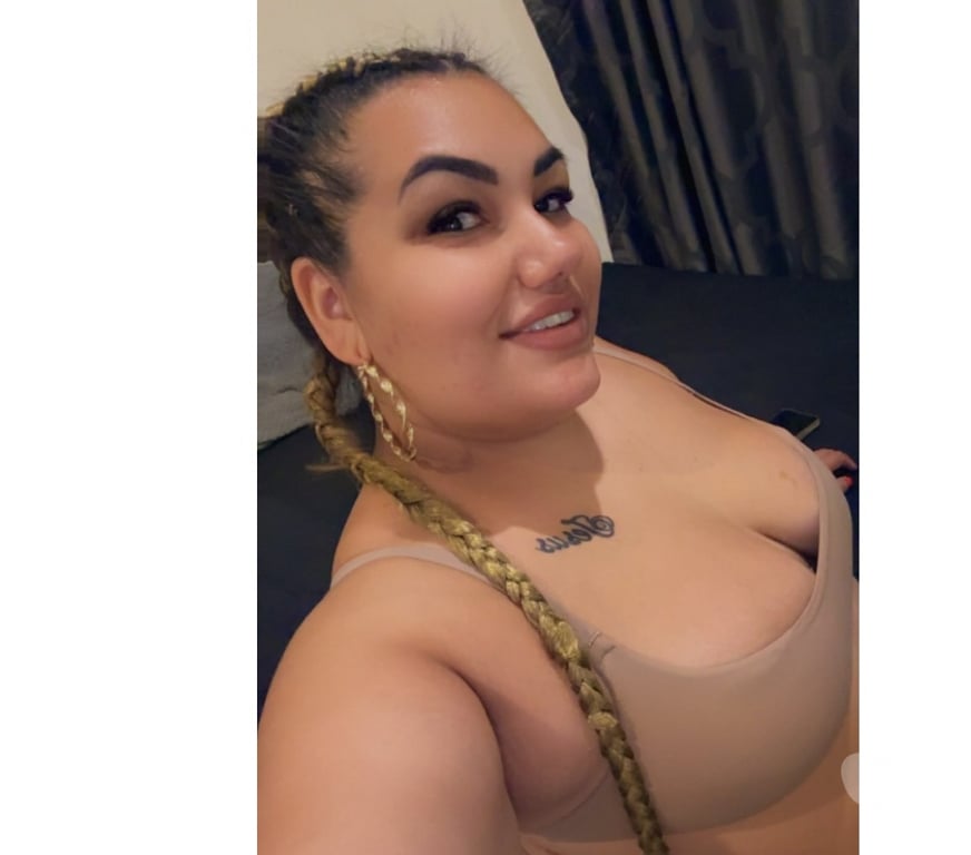 Escorts North London Edmonton - North London - Photos for Chubby ajlin x big ass💋