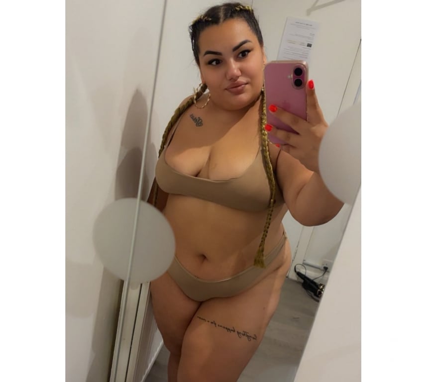 Escorts North London Edmonton - North London - Photos for Chubby ajlin x big ass💋