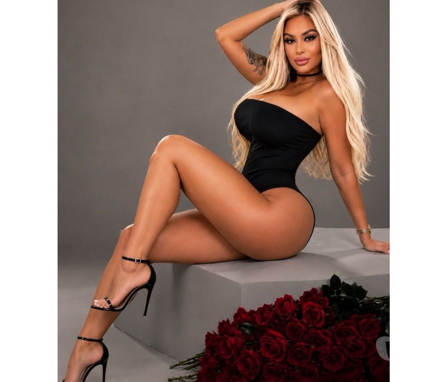 Escorts Greater Manchester Manchester - Photos for 💋NASTY BLONDIE TYLLA PARTYGIRL🍹