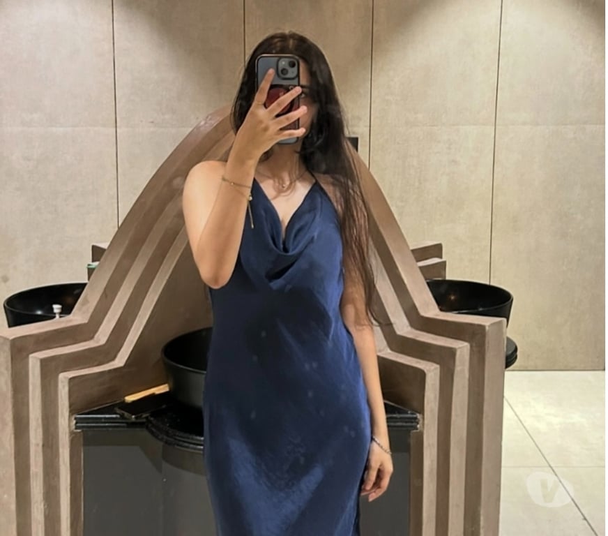 Escorts South East London Abbey Wood - South East London - Photos for Super Busty Indian Escort Just arrived in abbey wood