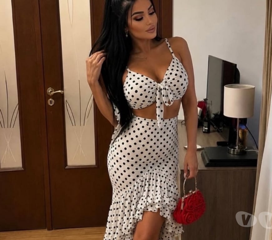 Escorts Dorset Blandford Forum - Dorset - Photos for Hi new brunnette girl party olny outcall GFE KISSING 💋