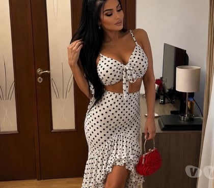 Escorts Blandford Forum Dorset - Photos for Hi new brunnette girl party olny outcall GFE KISSING 💋
