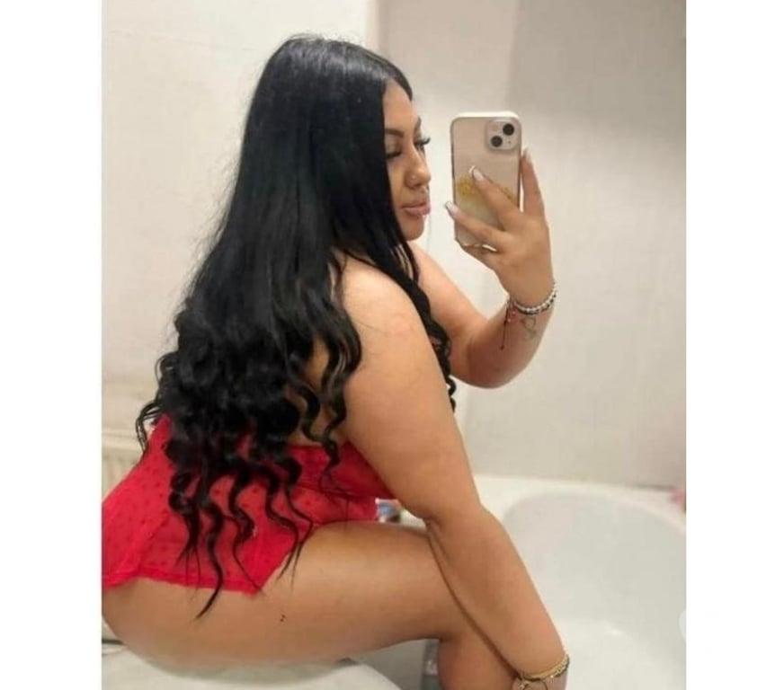 Escorts Wiltshire Chippenham - Wiltshire - Photos for Hi 👋 guys I'm new in your town the best service no rush