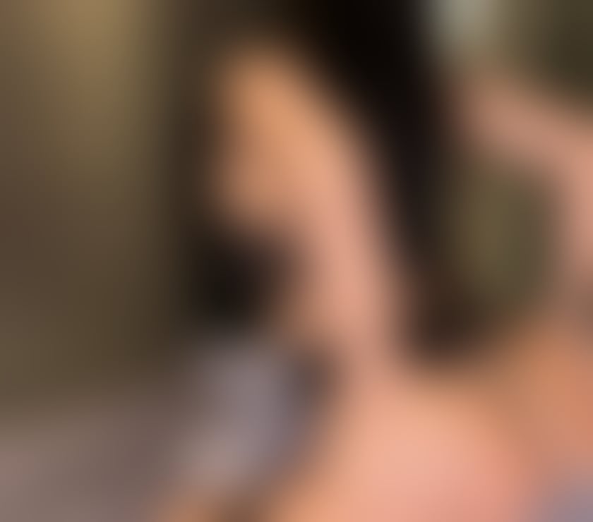 Escorts Norfolk Norwich - Photos for SEXY BRUNET MEDEEA🔝PARTY GIRL 🥂REAL PIC 💯