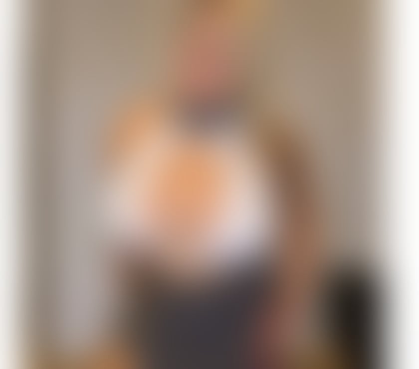 Escorts West Yorkshire Wakefield - Photos for Curvy girl big boobs natural party Hight quality. No rúst