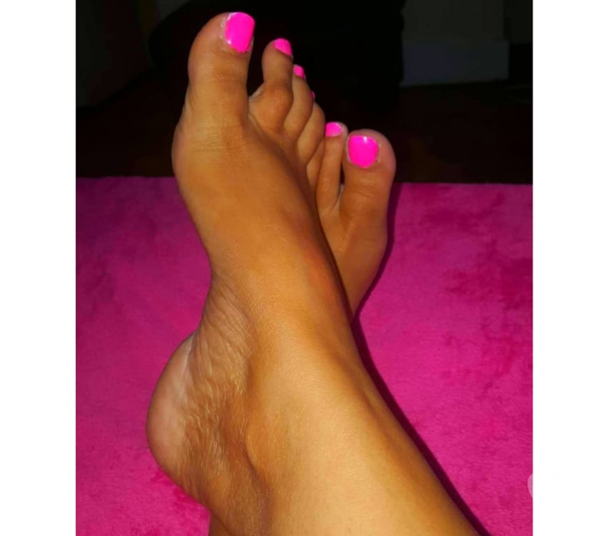 Escorts East London Goodmayes - East London - Photos for AMANDA HORNY MILF BIG NATURAL BOOBS RELAX KISS